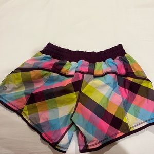 multicolor lululemon shorts